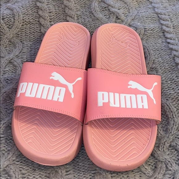 Puma Slides🤍 - Picture 2 of 3